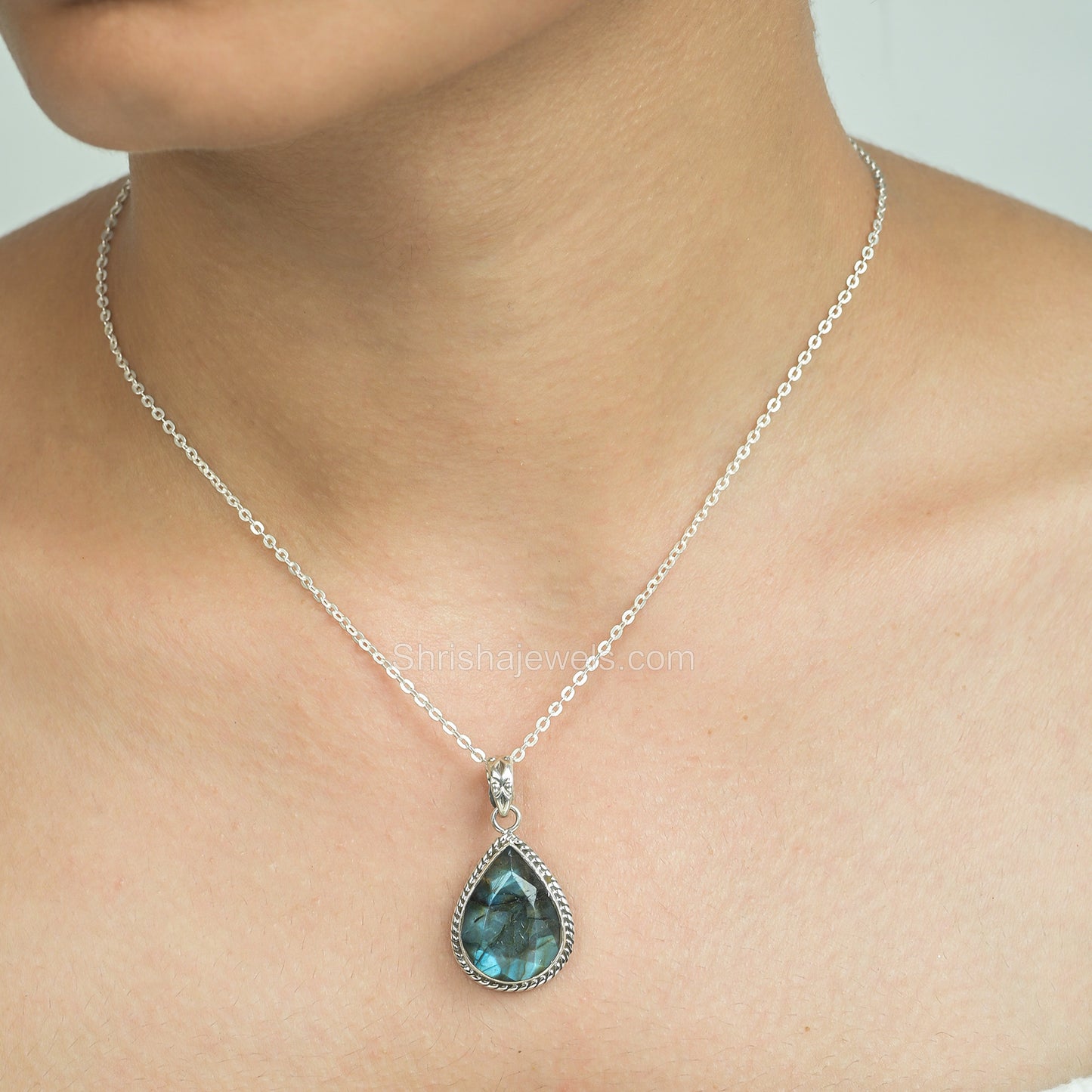 Labradorite 925 Sterling Silver Pendant - One of Kind Ring - Shrisha Jewels - SJPD-10011