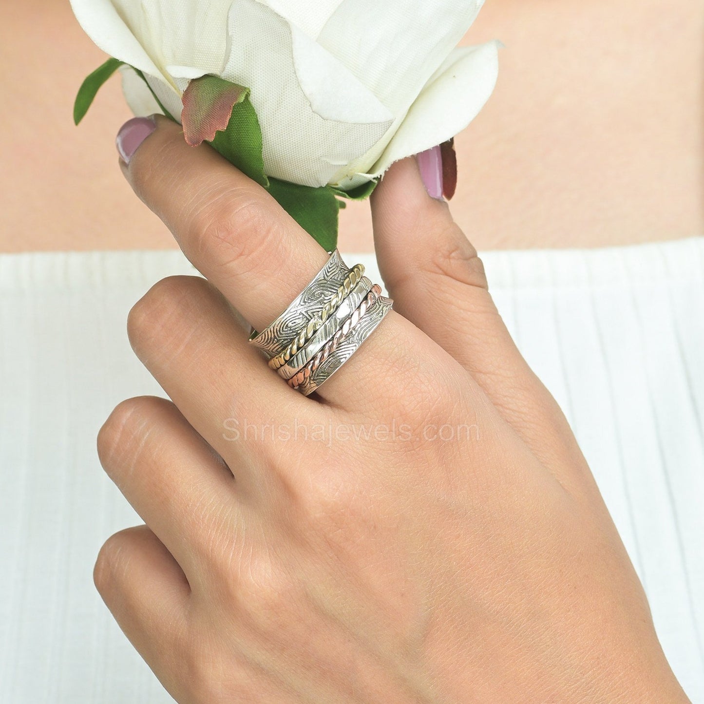 Silver Stress Gifting Ring For Your Loved Ones