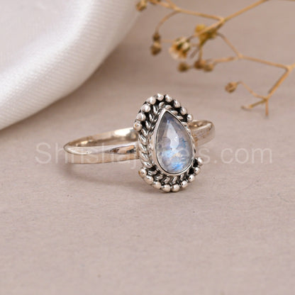 Labradorite 925 Sterling Silver Ring - Shrisha Jewels - SJRG-10015