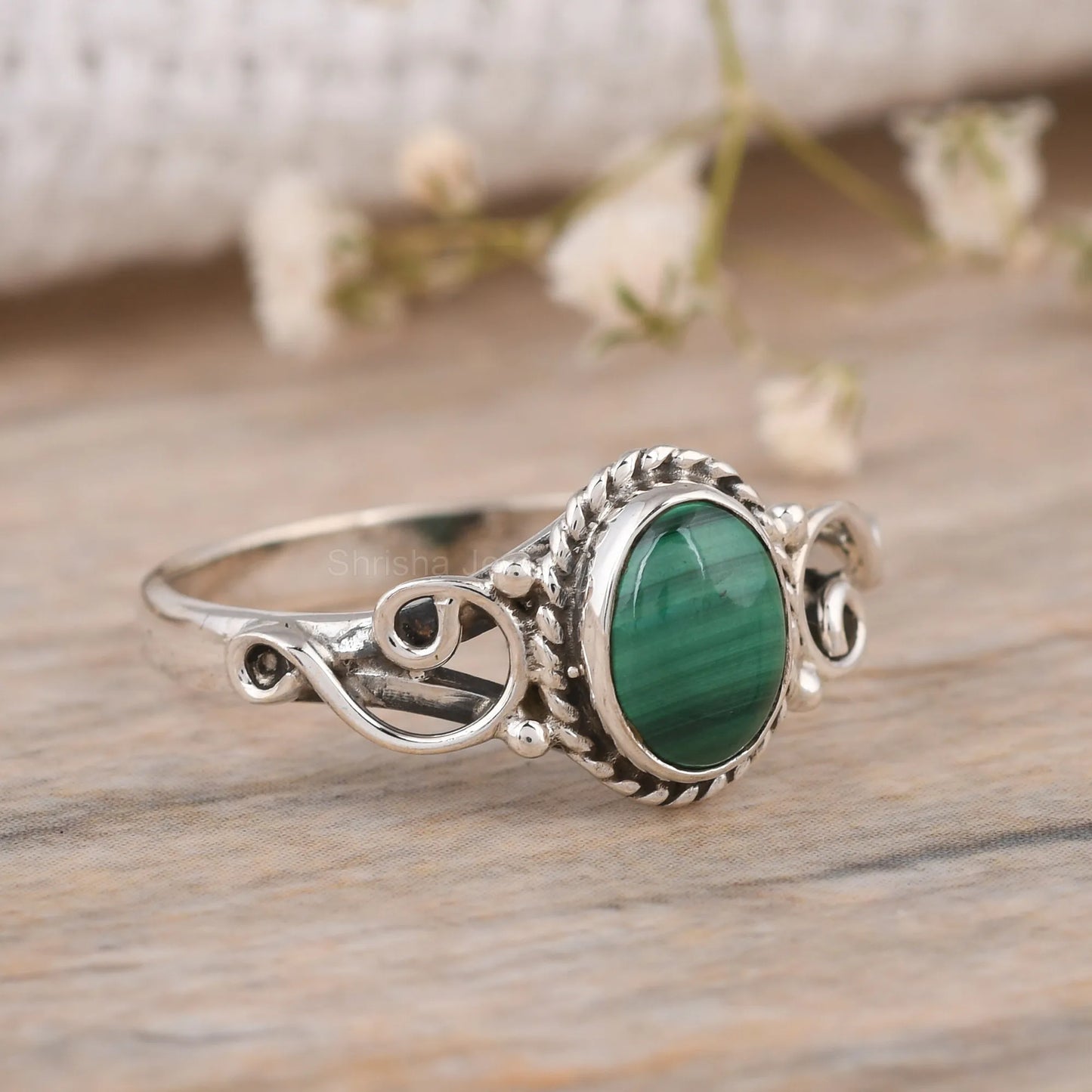 Malachite-oval-925-silver-ring-shrisha-jewels