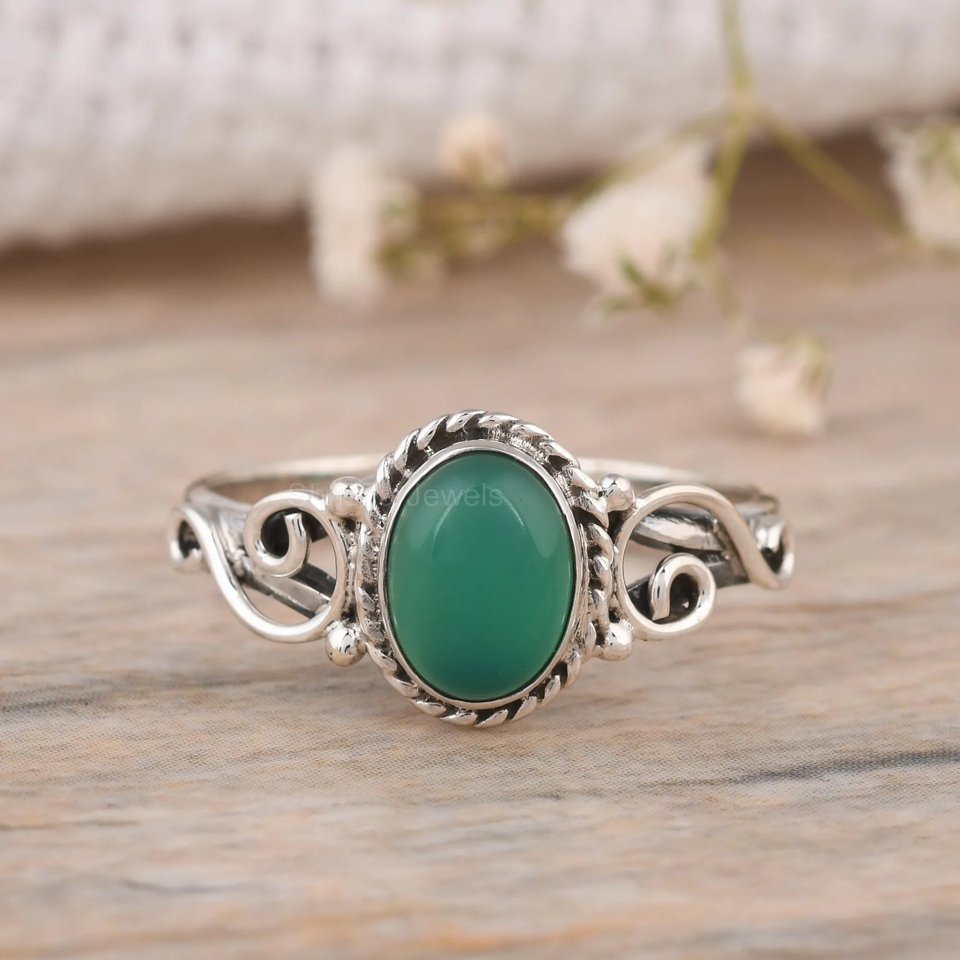 Malachite-oval-925-silver-ring-shrisha-jewels