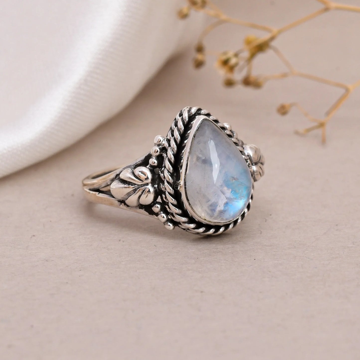 RAINBOW-MOONSTONE-GEMSTONE-925-SILVER-HANDMADE-RING