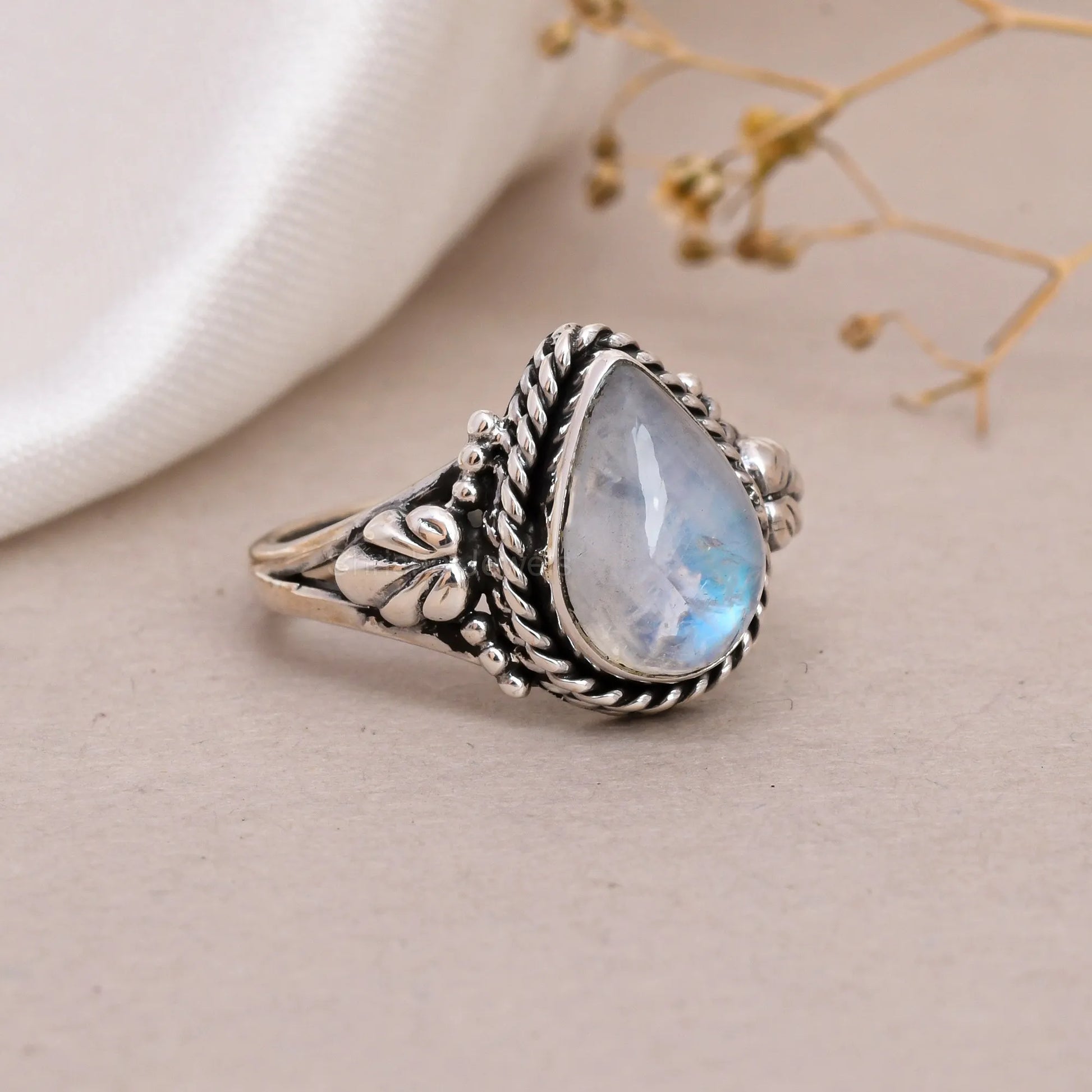 RAINBOW-MOONSTONE-GEMSTONE-925-SILVER-HANDMADE-RING
