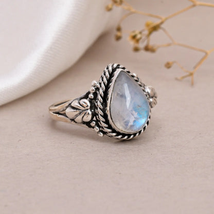RAINBOW-MOONSTONE-GEMSTONE-925-SILVER-HANDMADE-RING