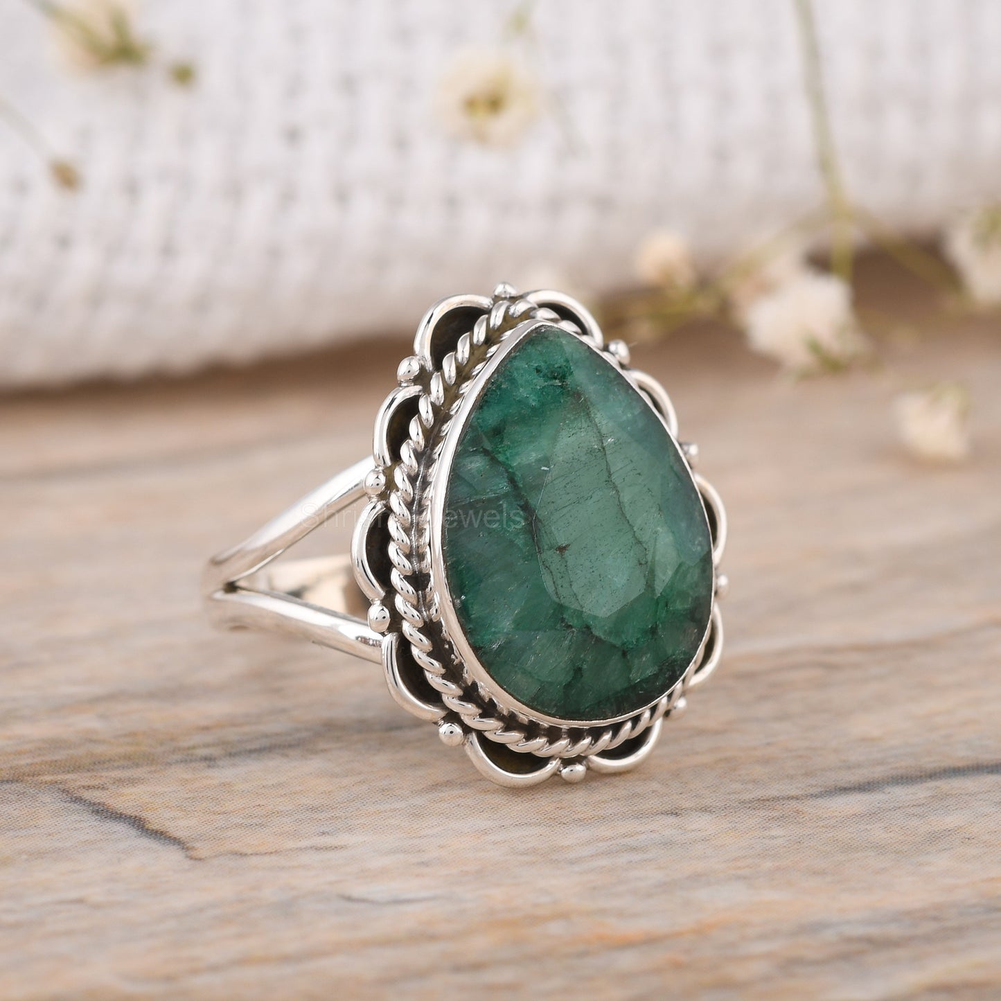 Emerald Pear Shape 925 Silver Gemstone Handmade Ring
