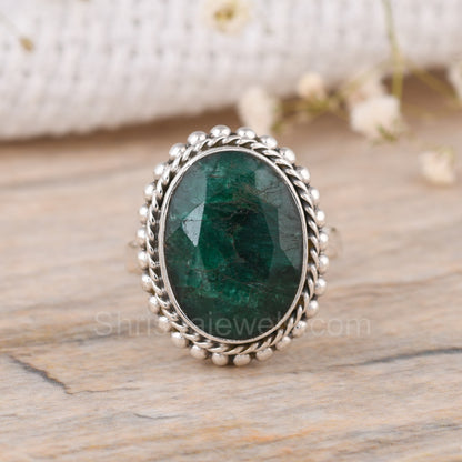 Dyed Emerald Oval Shape 925 Silver Ring - Shrisha Jewels - SJRG-10050