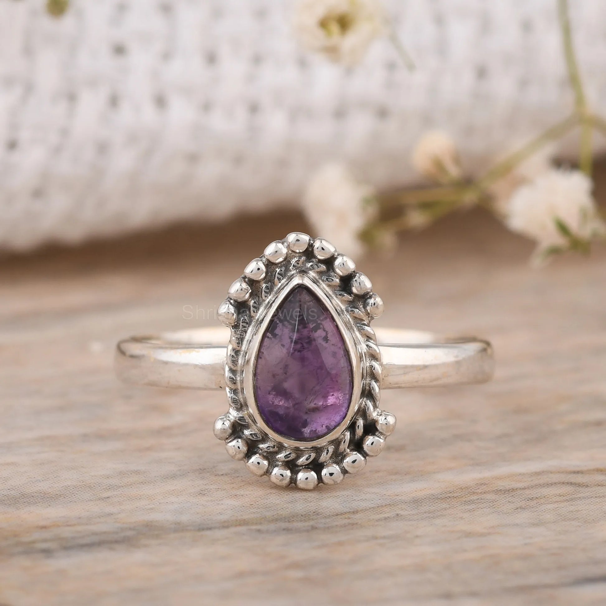 faceted red garnet gemstone ring – 925 silver
