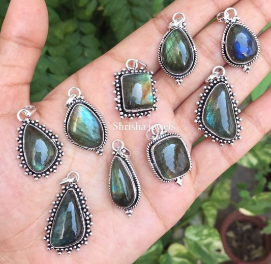 Labradorite Pendant 925 Sterling Silver Wholesale Gemstone Jewelry